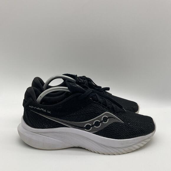 Womens Size 10 Saucony Kinvara 14 Black Running Walking Athletic Sneakers Shoes - Picture 1 of 10